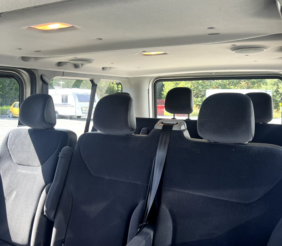 Mayenne Carrosserie Carrossier Peintre Mayenne Minibus 1 1